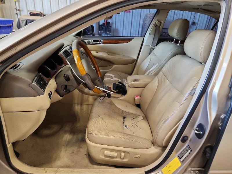 2005 Lexus Es 330 VIN JTHBA30GX55101253 COPART salvage auction — FRONT END, Wi - Certificate Of Title, sold $500 on 2026-07-15 (photo 7)