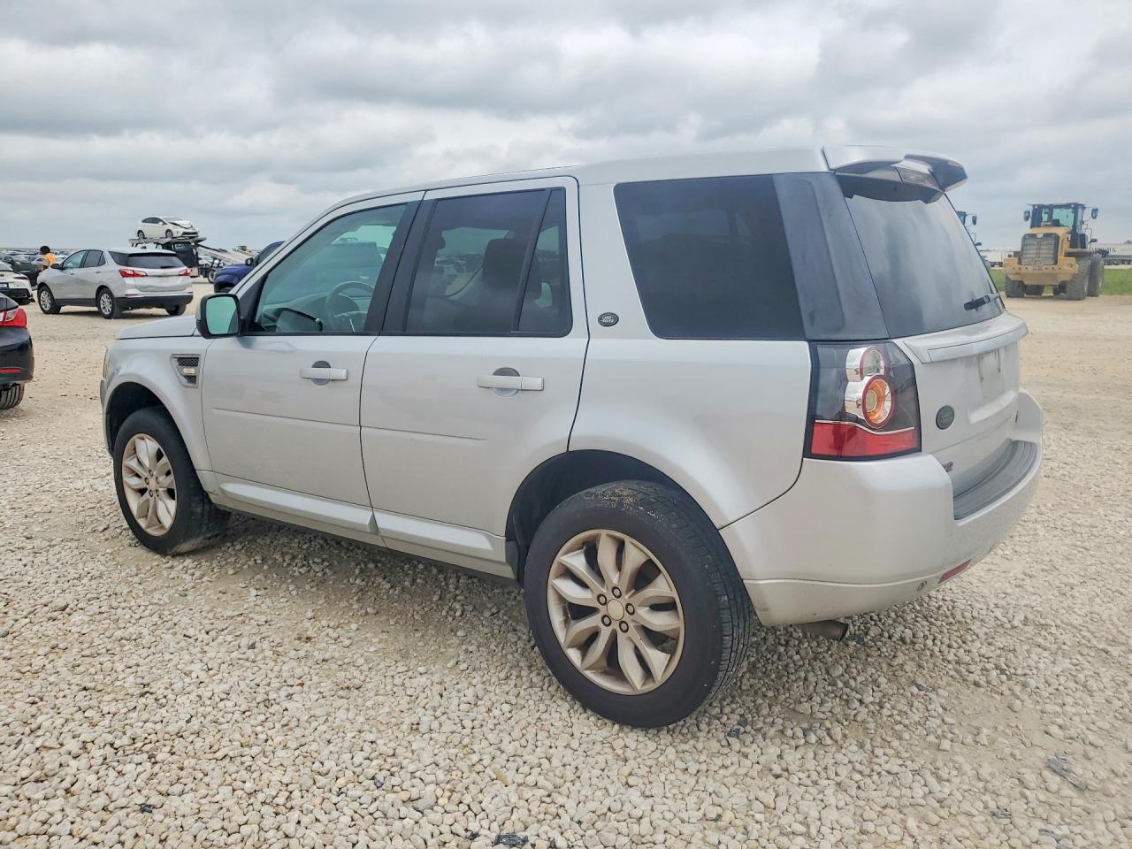 2015 Land Rover LR2 VIN SALFR2BG7FH424297 COPART salvage auction — Mechanical, TX - CERTIFICATE OF TITLE (P), sold $1,250 on 2026-07-09 (photo 2)