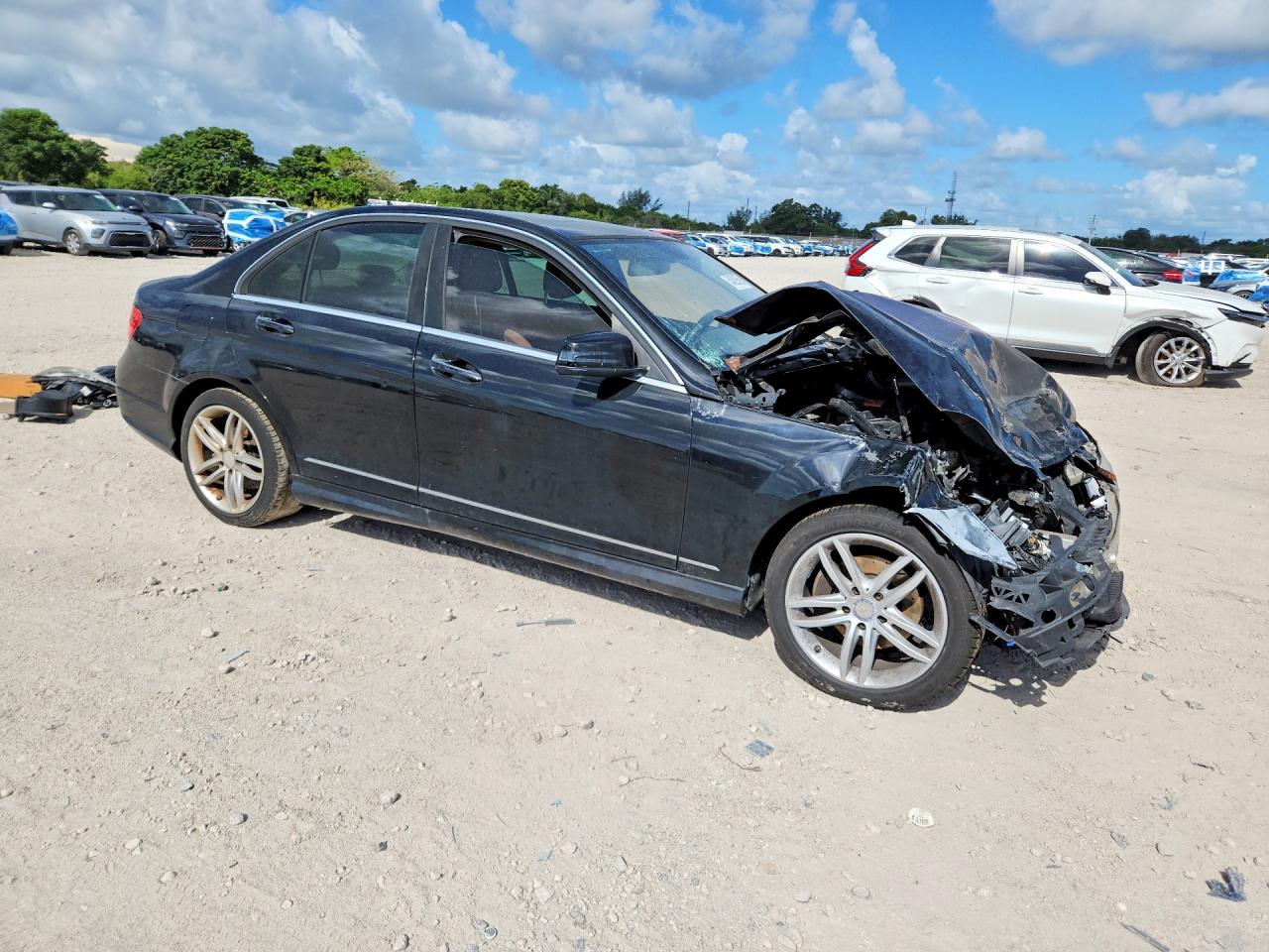 2014 Mercedes-Benz C-Class VIN WDDGF4HBXEG233768 COPART salvage auction — Front End, FL - CERT OF TITLE-REBUILT, sold $275 on 2026-06-30 (photo 4)