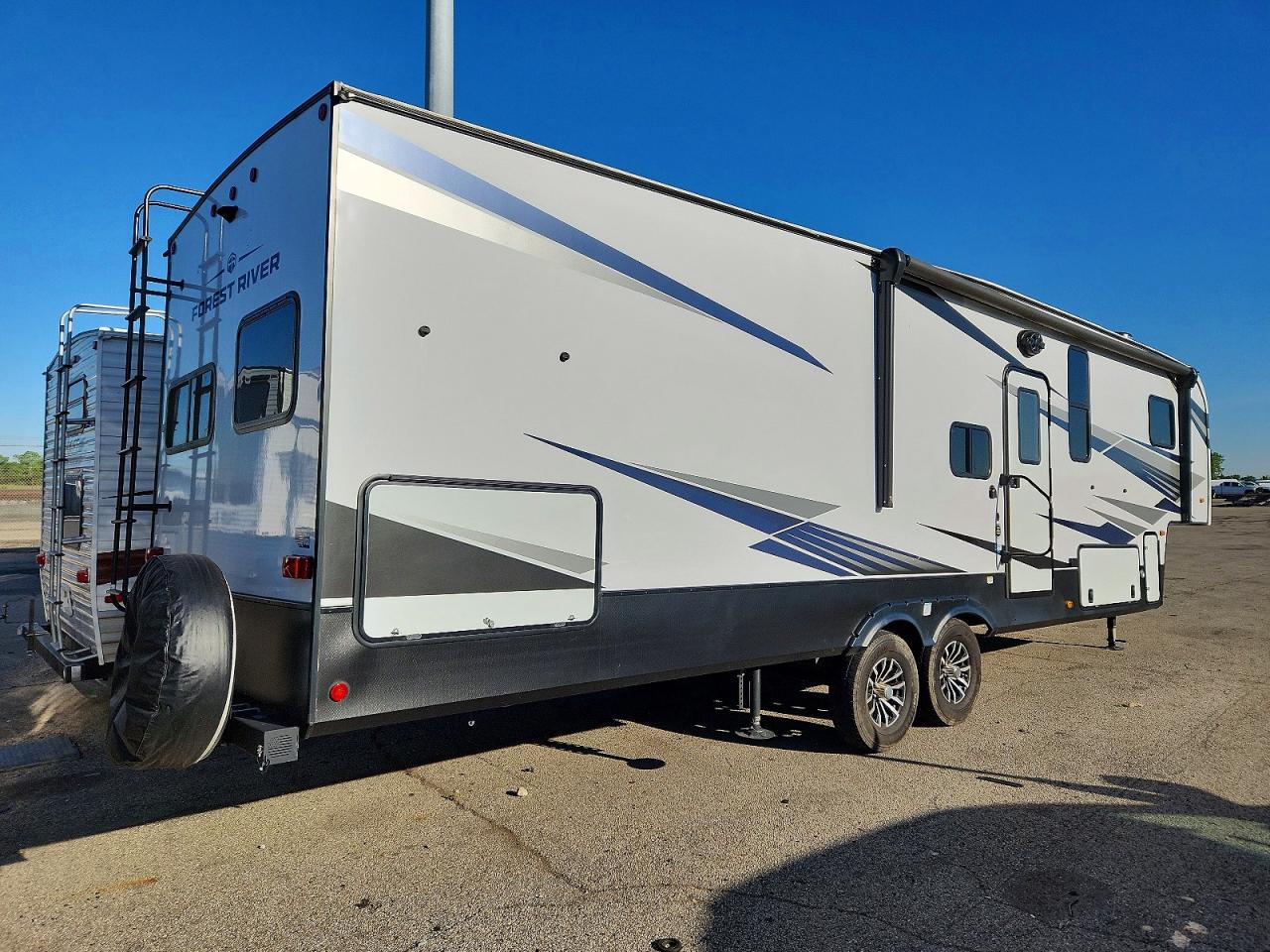 2025 Foresriver Crusader VIN 5ZT3CSVB2SG128212 COPART salvage auction — Top/Roof, MI - SCRAP CERTIFICATE OF TITLE, sold $12,200 on 2026-07-02 (photo 4)