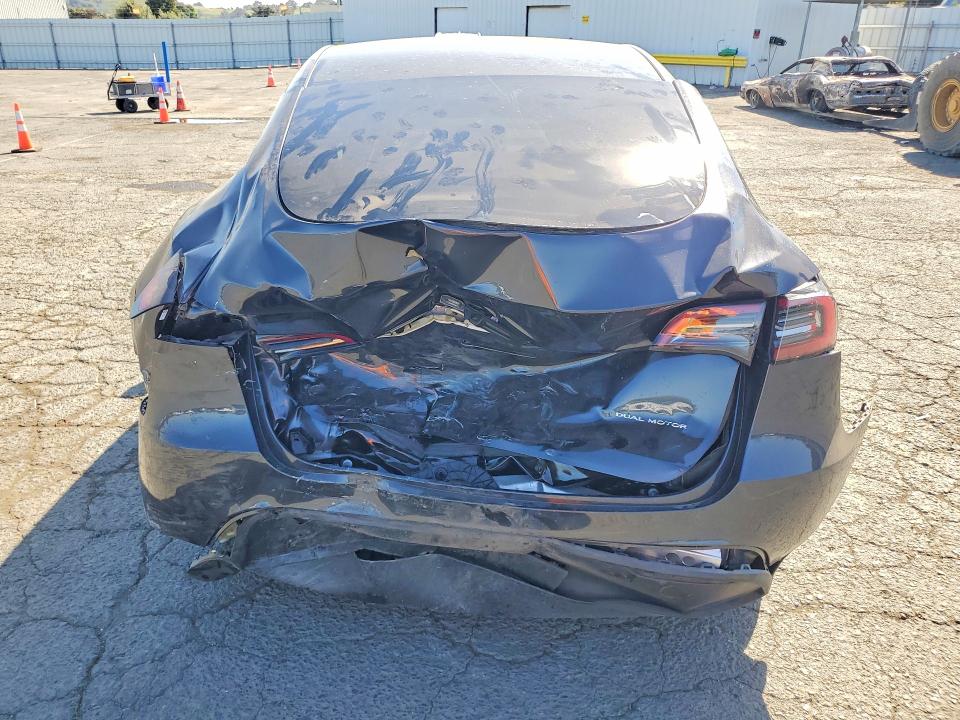 2025 Tesla VIN 7SAYGDEE1SF281758 COPART salvage auction — REAR END, Ca - Salvage Certificate, sold $11,500 on 2026-07-10 (photo 6)