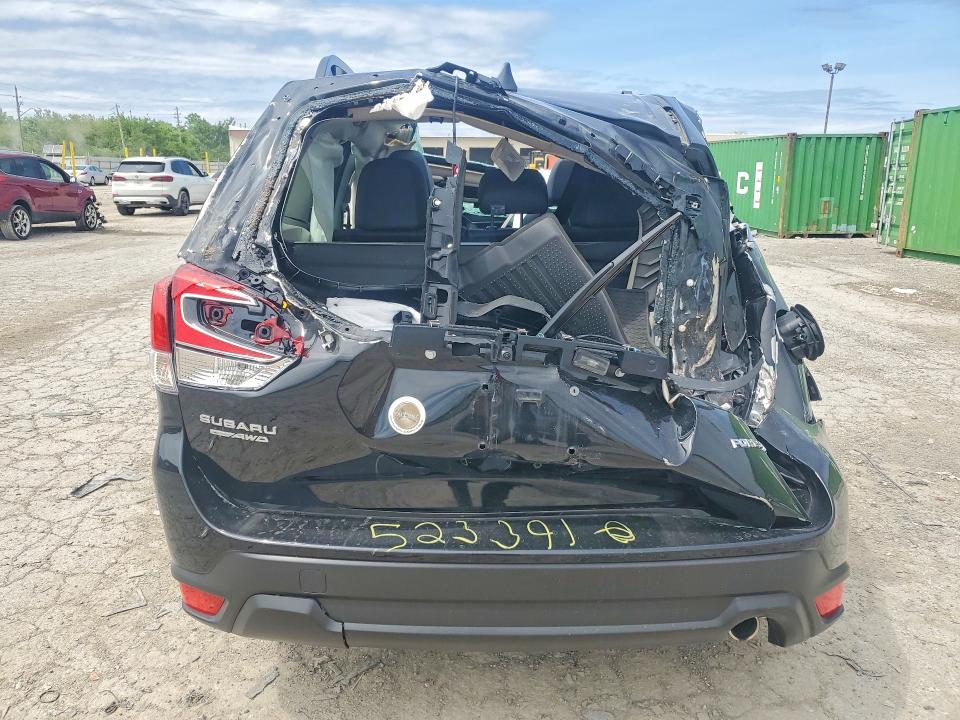 2023 Subaru Forester VIN JF2SKANC1PH523391 COPART salvage auction — ROLLOVER, In - Cert Of Title-Salvage Title, sold $900 on 2026-07-25 (photo 6)