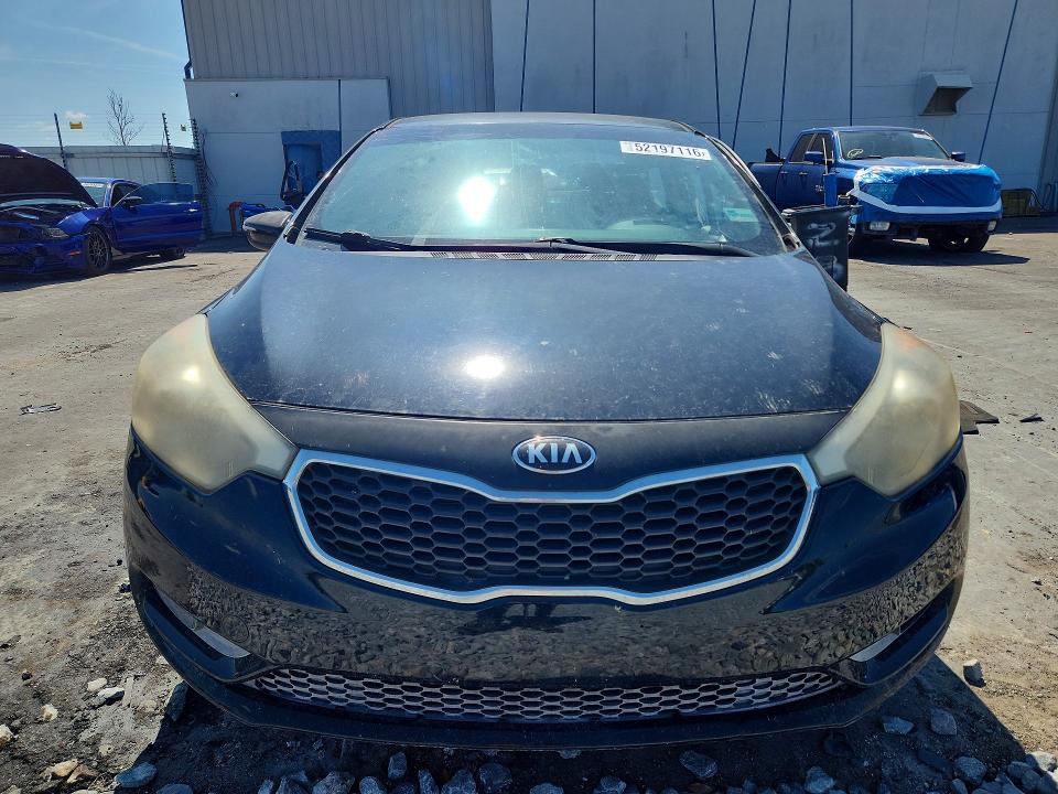 2016 Kia Forte VIN KNAFX4A64G5442774 COPART salvage auction — SIDE, Fl - Cert Of Title Slvg Rebuildable, sold $875 on 2026-07-13 (photo 5)