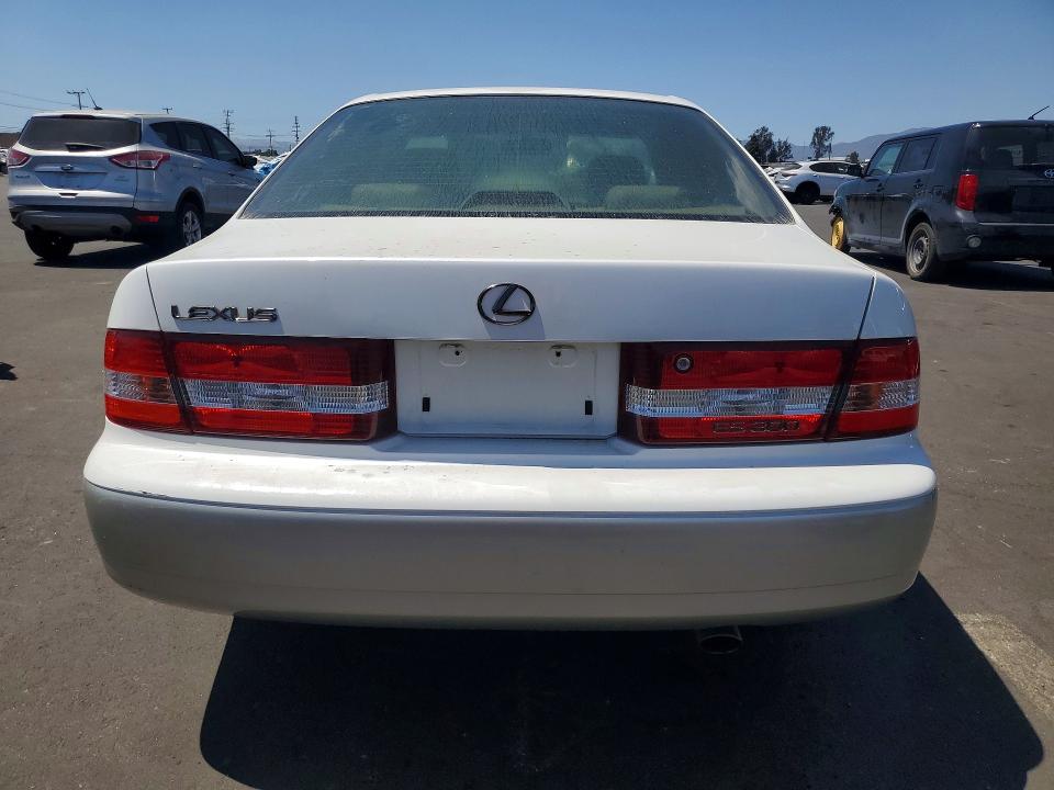 2000 Lexus ES VIN JT8BF28G6Y5090286 COPART salvage auction — MINOR DENT/SCRATCHES, Az - Dis/Dlr/Exp Only Clean Title, sold $325 on 2026-07-13 (photo 6)