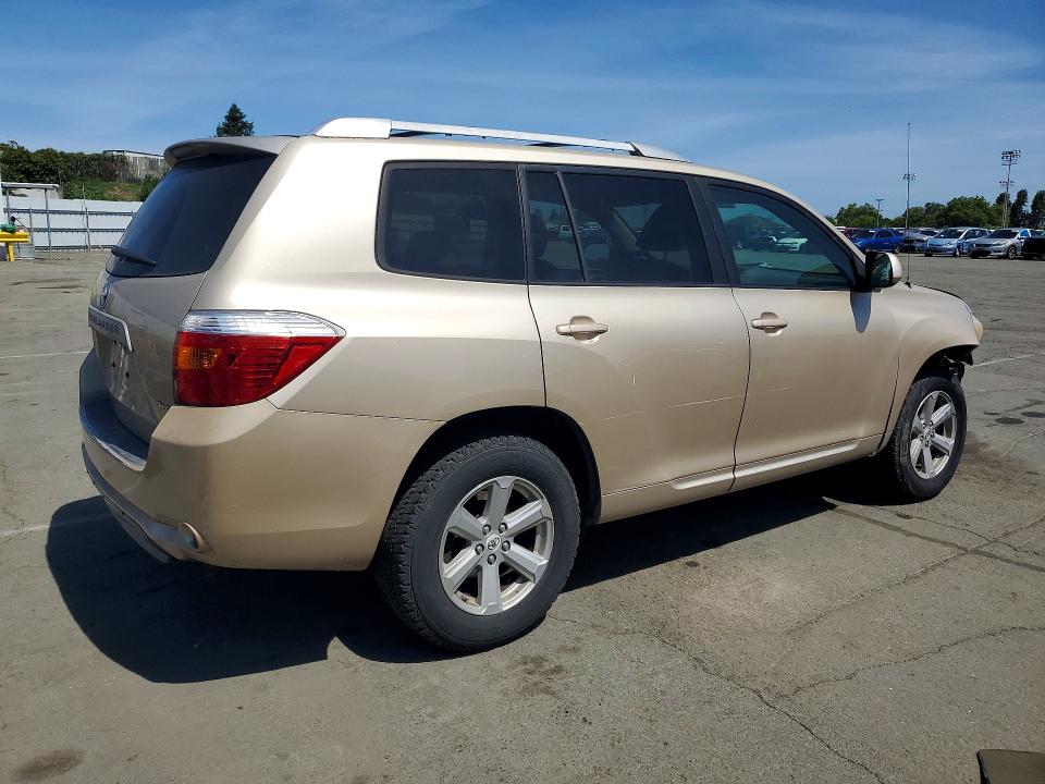 2010 Toyota Highlander VIN 5TDBK3EH8AS011152 COPART salvage auction — FRONT END, CA - SALVAGE CERTIFICATE, sold $1,700 on 2026-07-17 (photo 3)