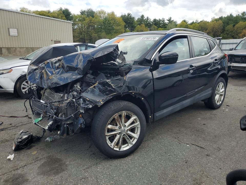 2017 Nissan Rogue VIN JN1BJ1CR4HW135483 COPART salvage auction — FRONT END, RI - SALVAGE CERTIFICATE OF TITLE, sold $425 on 2026-07-09 (photo 1)