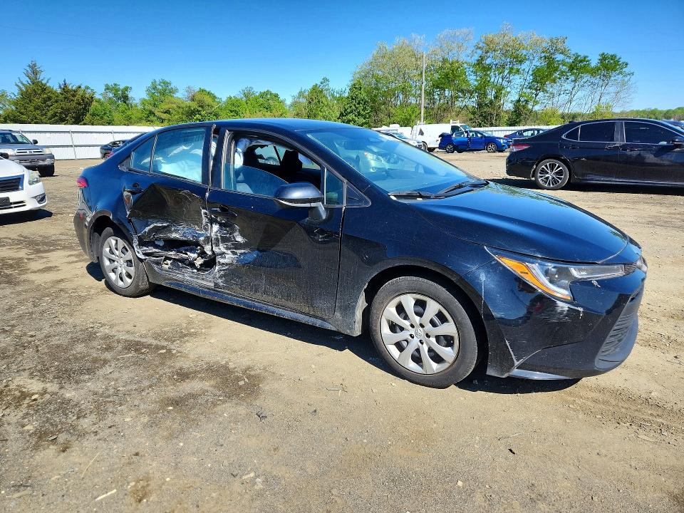 2024 Toyota Corolla VIN 5YFB4MDE3RP129136 COPART salvage auction — SIDE, NJ - CERT OF TITLE-SALVAGE, sold $2,600 on 2026-07-27 (photo 4)