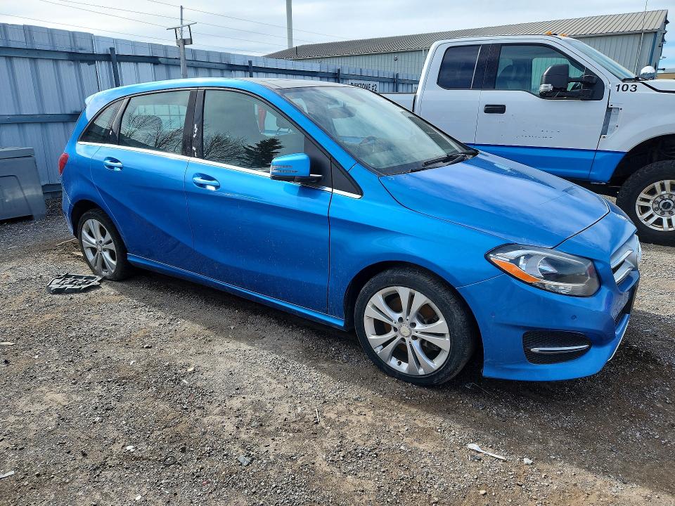 2015 Mercedes-benz B-klasse VIN WDDMH4GB5FJ332582 COPART salvage auction — UNDERCARRIAGE, On - Permit No Brand - Unfit, sold $200 on 2026-07-28 (photo 4)