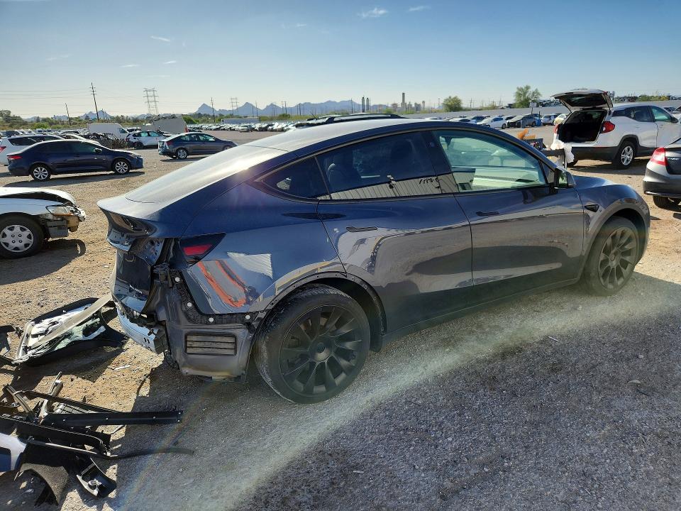 2022 Tesla VIN 7SAYGDEE1NA018008 COPART salvage auction — SIDE, Az - Cert Of Title - Salvage, sold $9,100 on 2026-07-17 (photo 3)