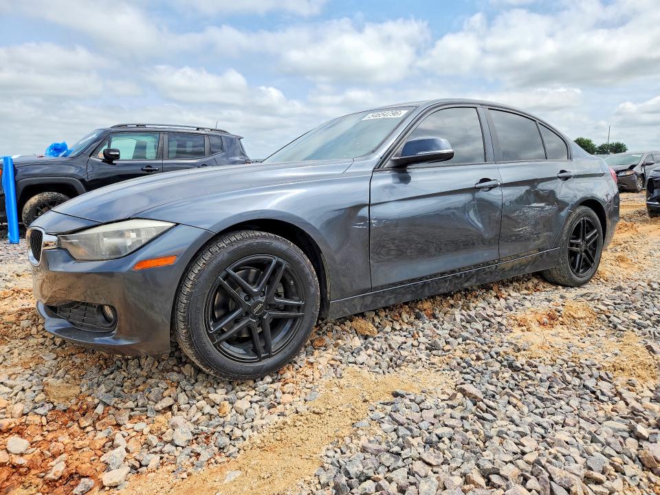 2015 BMW 3er VIN WBA3B1G52FNT64086 COPART salvage auction — SIDE, MO - SALVAGE CERTIFICATE OF TITLE, sold $1,800 on 2026-07-27 (photo 1)