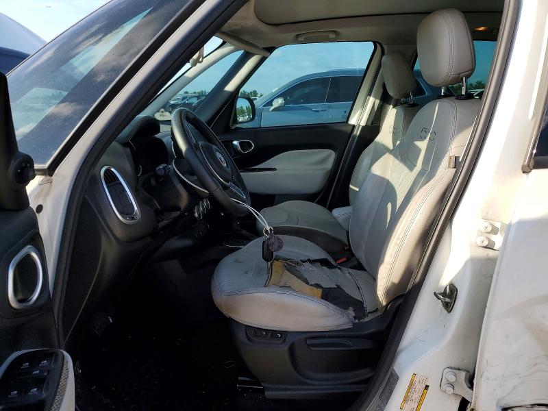 2019 Fiat 500 VIN ZFBNFACH2KZ042229 COPART salvage auction — SIDE, Tx - Salvage Vehicle Title, sold $400 on 2026-08-11 (photo 7)