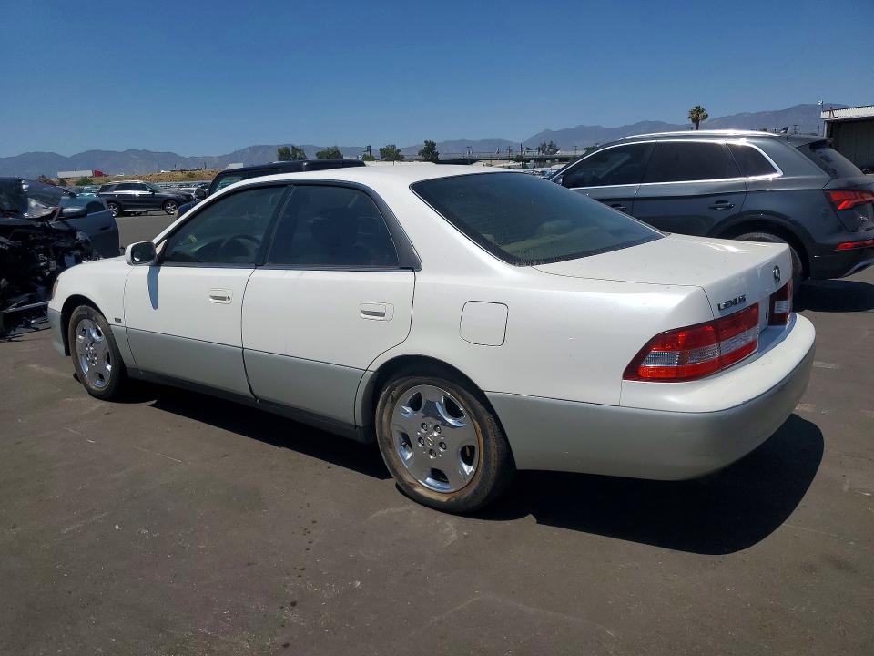 2000 Lexus ES VIN JT8BF28G6Y5090286 COPART salvage auction — MINOR DENT/SCRATCHES, Az - Dis/Dlr/Exp Only Clean Title, sold $325 on 2026-07-13 (photo 2)