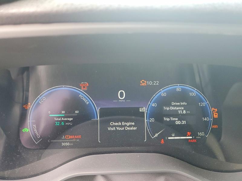 2026 Toyota Sienna VIN 5TDCSKFC7TS244914 COPART salvage auction — SIDE, Or - Salvage Title Certificate, sold $20,300 on 2026-07-27 (photo 9)