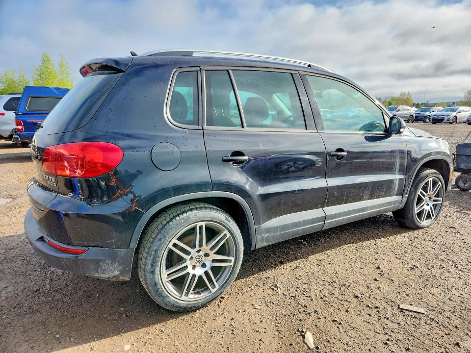 2015 Volkswagen Tiguan VIN WVGJV7AX6FW600629 COPART salvage auction — REAR END, On - Permit Salvage (P), sold $300 on 2026-07-28 (photo 3)