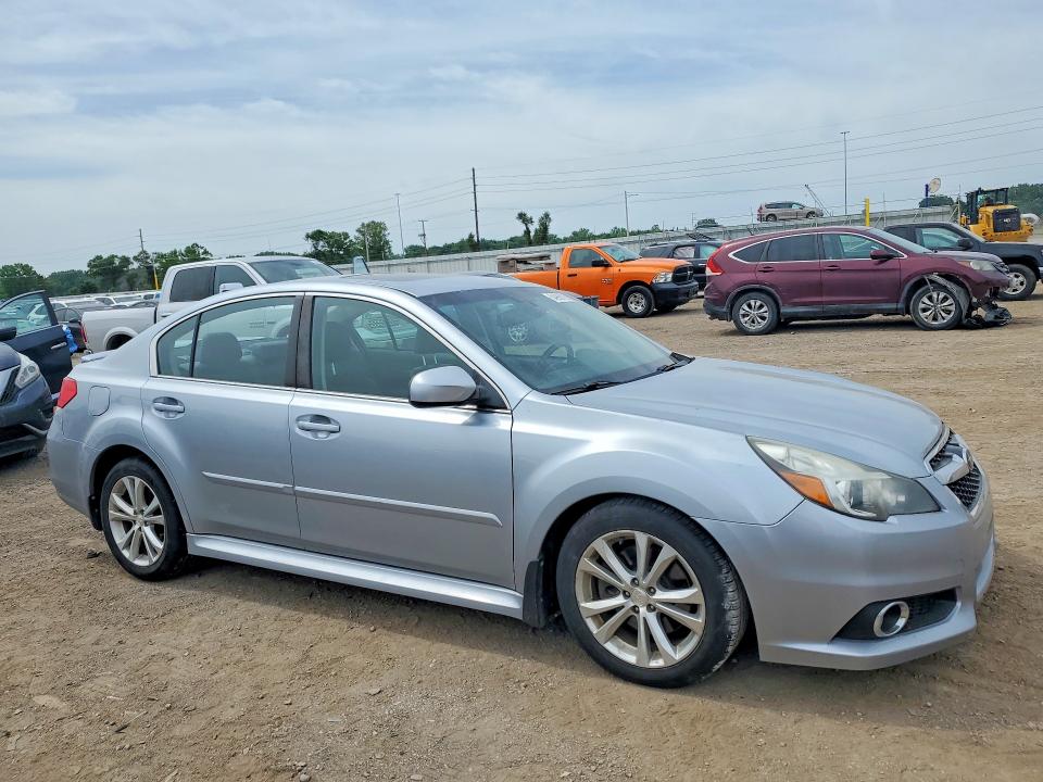 2013 Subaru LEGACY VIN 4S3BMDP64D2014069 COPART salvage auction — ROLLOVER, Ia - Cert Of Title-Salvage Title, sold $800 on 2026-07-24 (photo 4)
