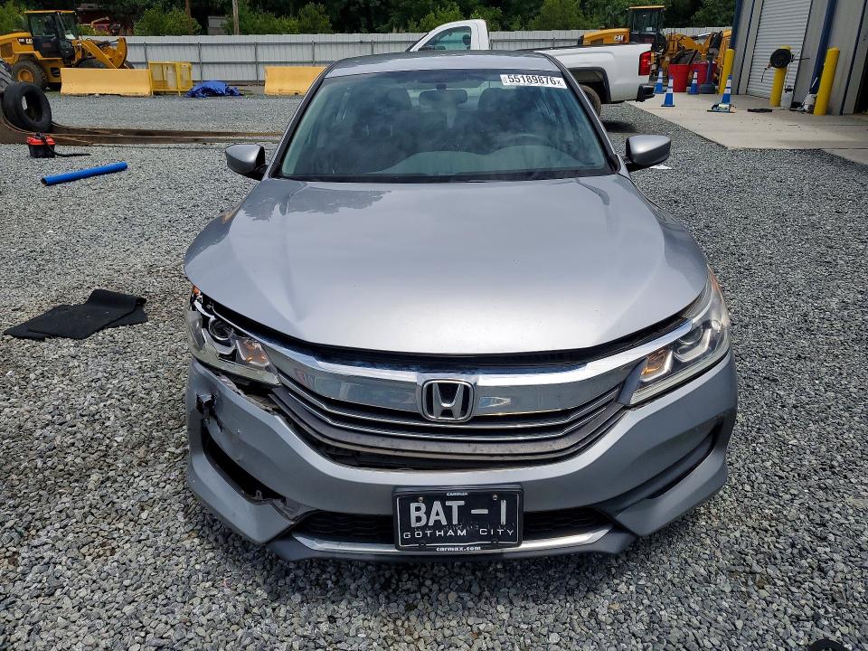 2017 Honda Accord VIN 1HGCR2F32HA232655 COPART salvage auction — FRONT END, Nc - Salvage Certificate Of Title, sold $3,750 on 2026-07-02 (photo 5)