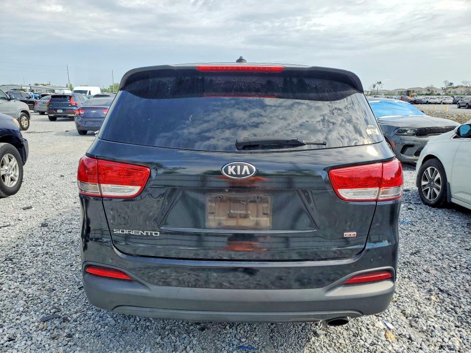 2018 Kia Sorento VIN 5XYPG4A39JG397763 COPART salvage auction — Burn Engine, FL - CERT OF TITLE SLVG REBUILDABLE, sold $975 on 2026-07-10 (photo 6)