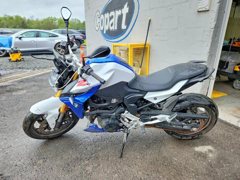 2023 BMW F 900 VIN WB10K1306P6H67404 COPART salvage auction — FRONT END, Ca - Salvage Certificate, sold $3,500 on 2026-07-10 (photo 3)