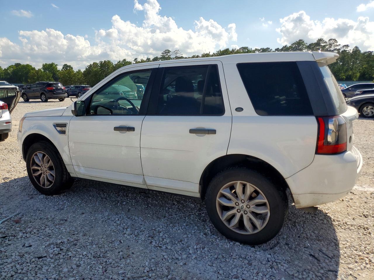 2012 Land Rover LR2 VIN SALFR2BNXCH290718 COPART salvage auction — Mechanical, TX - SALVAGE VEHICLE TITLE, sold $625 on 2026-06-30 (photo 2)