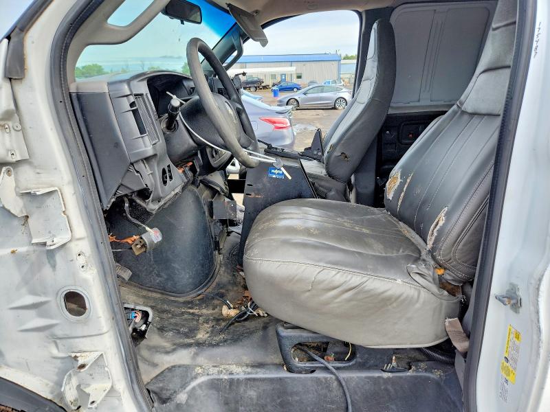 2017 Chevrolet Express 2500 VIN 1GCWGAFG0H1338830 COPART salvage auction — FRONT END, PA - CERT OF TITLE (P), sold $175 on 2026-07-10 (photo 7)
