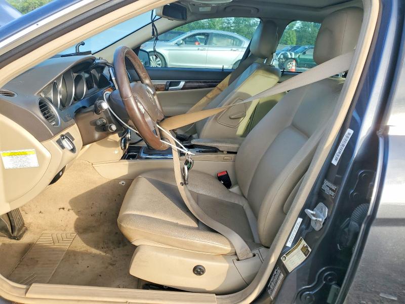2014 Mercedes-benz C-klasse VIN WDDGF4HB5ER307330 COPART salvage auction — MECHANICAL, NC - CERTIFICATE OF TITLE, sold $2,800 on 2026-07-27 (photo 7)
