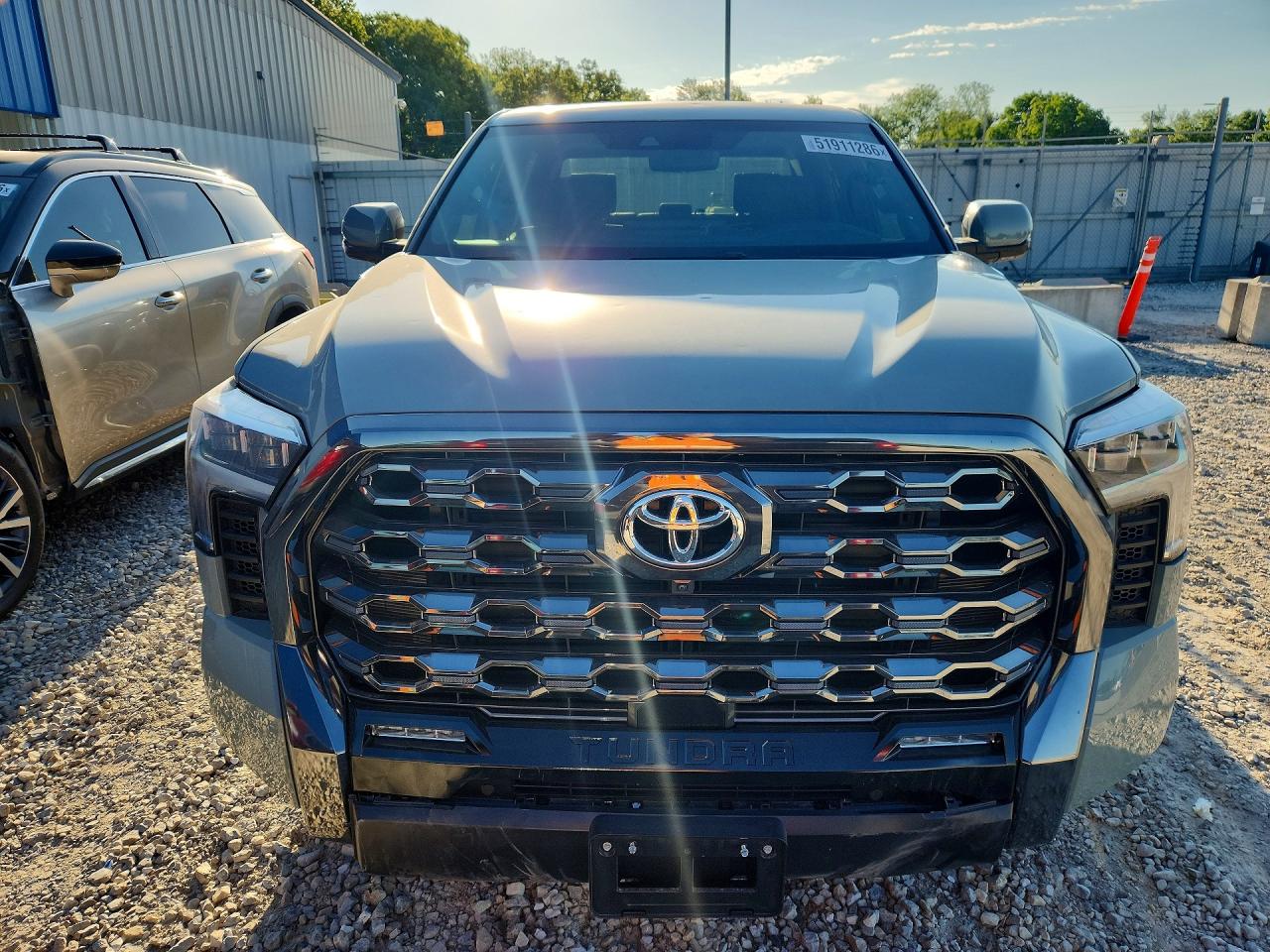 2025 Toyota Tundra VIN 5TFNC5DB8SX114134 COPART salvage auction — Hail, MO - SALVAGE CERTIFICATE OF TITLE, sold $44,750 on 2026-07-01 (photo 5)