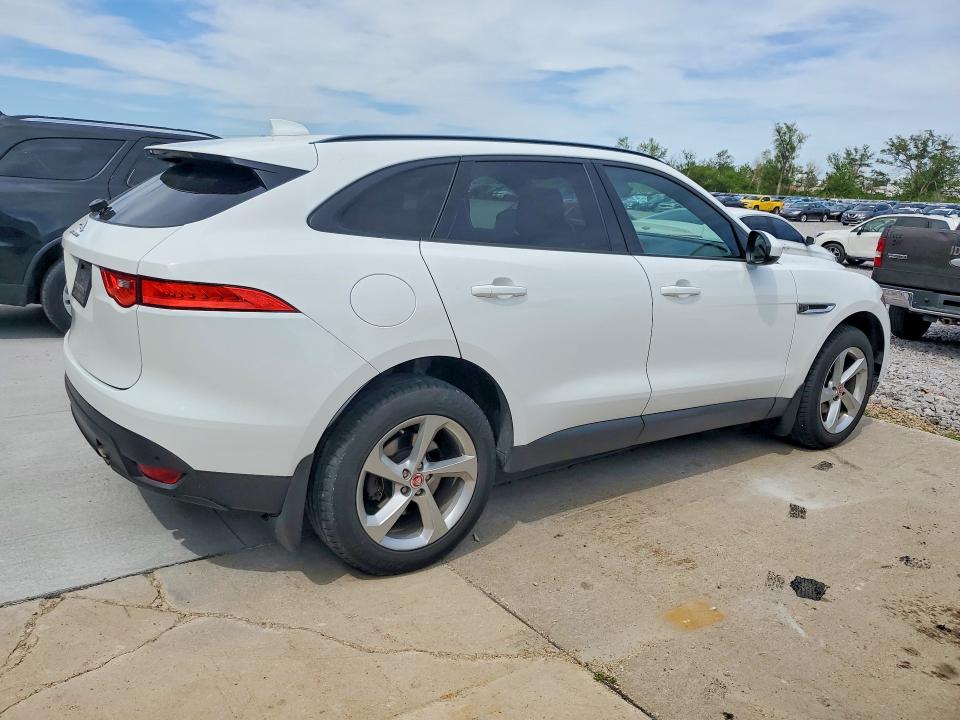 2018 Jaguar F-pace VIN SADCJ2FX0JA270744 COPART salvage auction — SIDE, Il - Salvage Certificate, sold $4,000 on 2026-07-08 (photo 3)