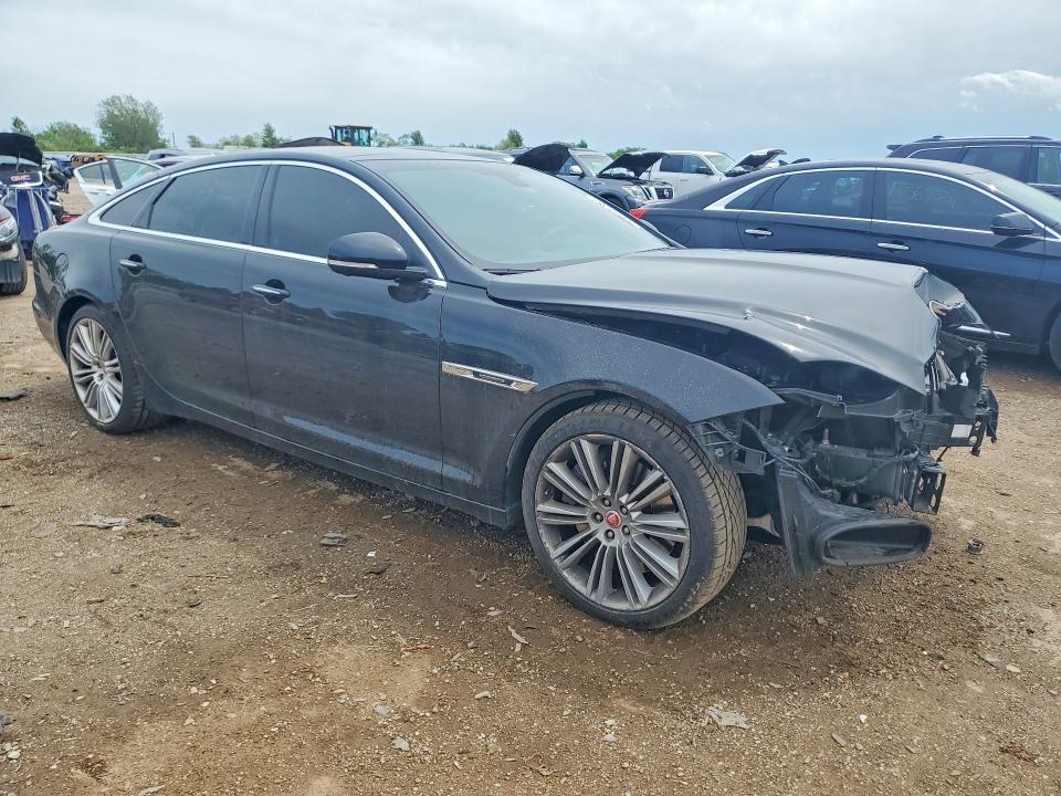 2016 Jaguar Xj VIN SAJWA2GEXGMW01831 COPART salvage auction — FRONT END, Il - Salvage Certificate, sold $5,300 on 2026-07-02 (photo 4)