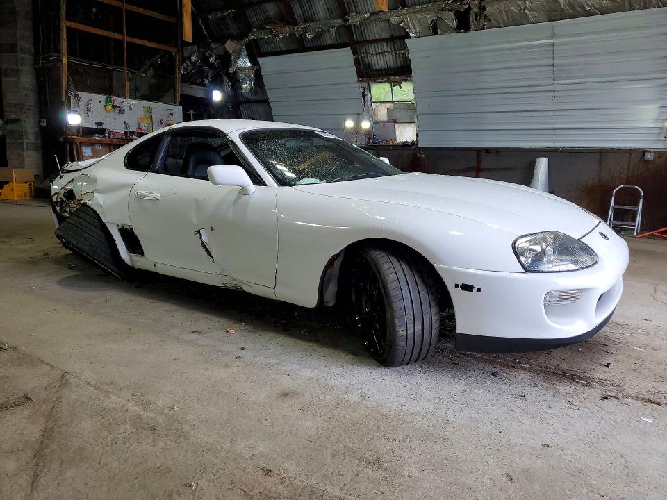 1998 Toyota Supra VIN JT2DE82A8W1001626 COPART salvage auction — REAR END, Fl - Cert Of Title Slvg Rebuildable (P), sold $38,750 on 2026-07-27 (photo 4)