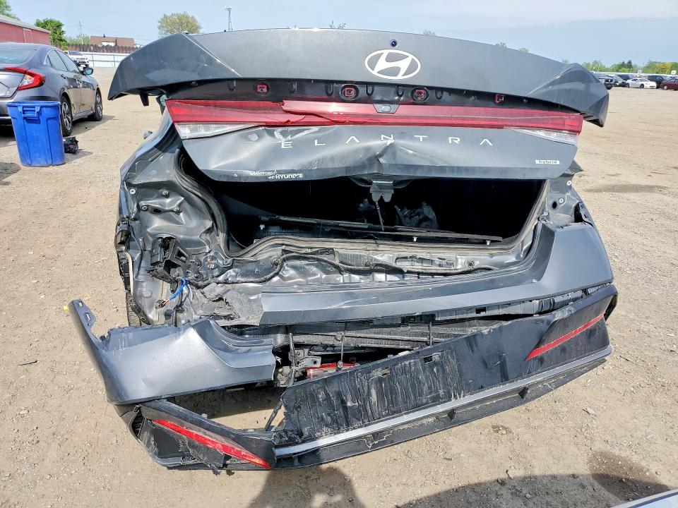 2025 Hyundai Elantra VIN KMHLN4DJ9SU175573 COPART salvage auction — REAR END, ON - PERMIT SALVAGE, sold $7,700 on 2026-07-16 (photo 6)