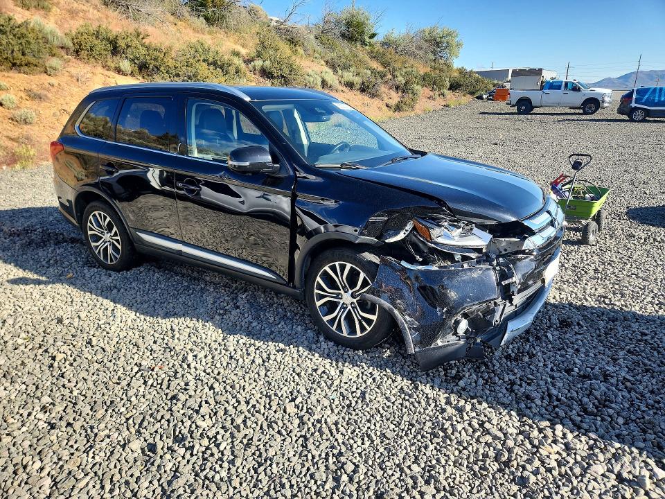 2017 Mitsubishi Outlander VIN JA4AZ3A38HZ070514 COPART salvage auction — FRONT END, Nv - Salvage Title, sold $2,100 on 2026-07-14 (photo 4)