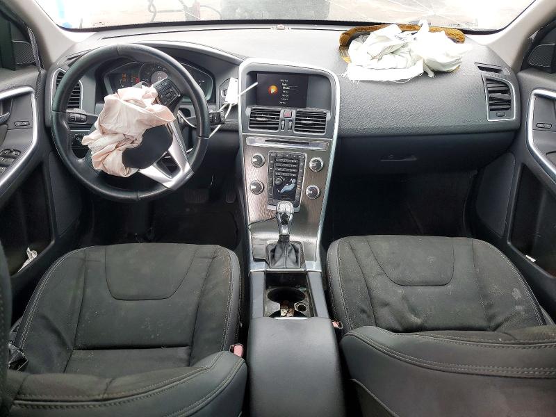 2015 Volvo VIN YV440MDJ8F2676329 COPART salvage auction — FRONT END, Fl - Certificate Of Title, sold $675 on 2026-07-27 (photo 8)
