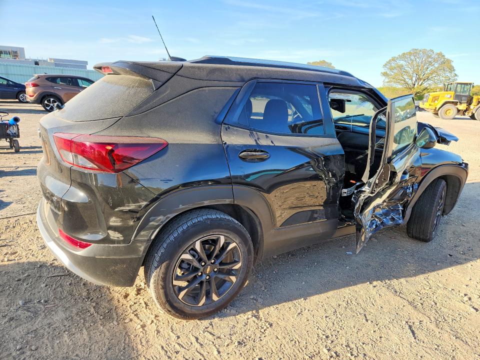 2023 Chevrolet Trailblazer VIN KL79MPS23PB180508 COPART salvage auction — ROLLOVER, WV - SALVAGE CERTIFICATE, sold $1,400 on 2026-07-07 (photo 3)