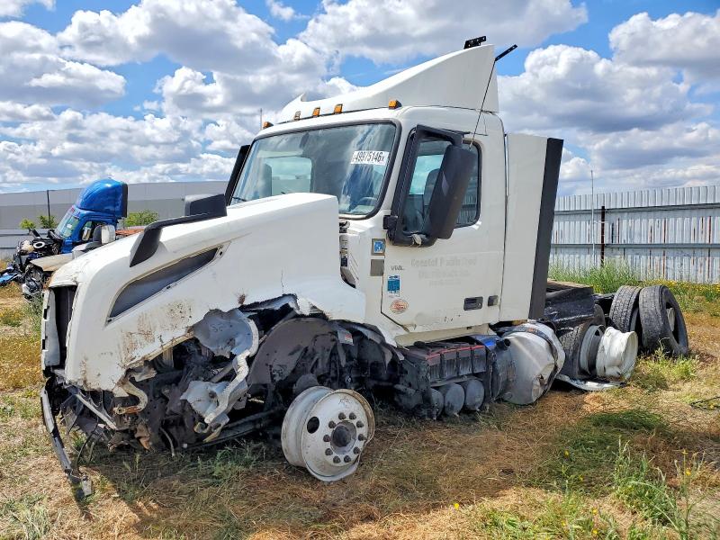 2024 Volvo VIN 4V4NC9EH1RN640593 COPART salvage auction — ROLLOVER, Salvage Title, sold $6,900 on 2026-07-23 (photo 2)