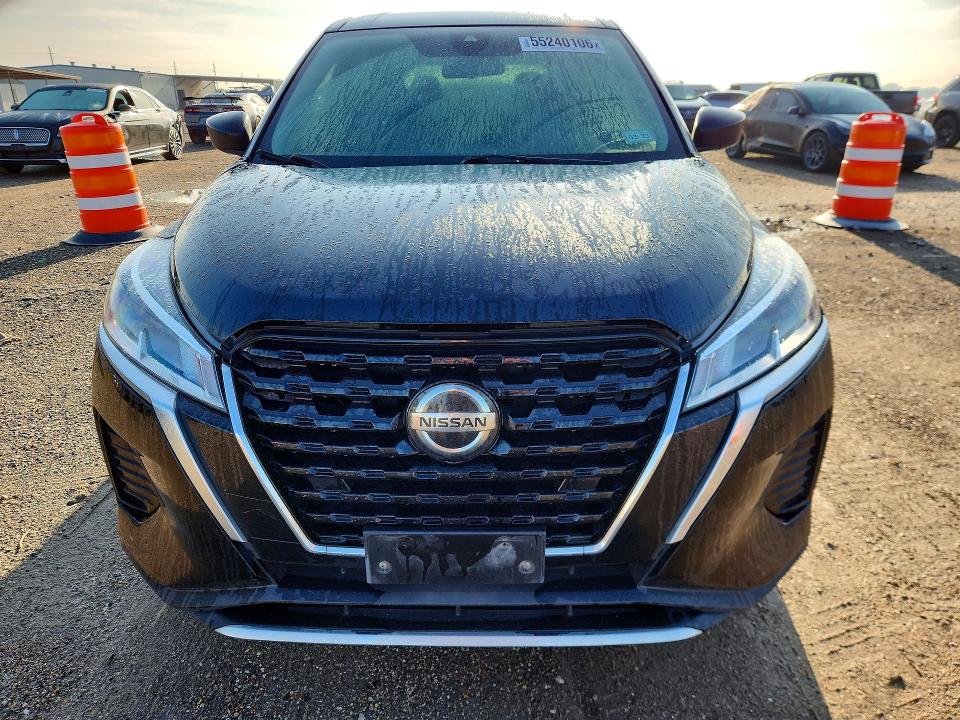2021 Nissan Kicks VIN 3N1CP5BV7ML486235 COPART salvage auction — SIDE, Tx - Salvage Vehicle Title, sold $1,250 on 2026-07-23 (photo 5)