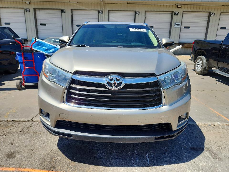 2015 Toyota Highlander VIN 5TDDKRFH8FS200742 COPART salvage auction — SIDE, Ky - Cert Of Title-Salvage, sold $8,300 on 2026-07-09 (photo 5)