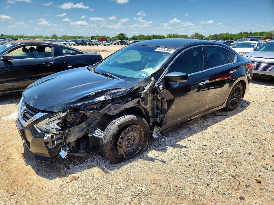 2017 Nissan Altima VIN 1N4AL3APXHC242576 COPART salvage auction — SIDE, Tx - Salvage Vehicle Title, sold $825 on 2026-07-09 (photo 1)