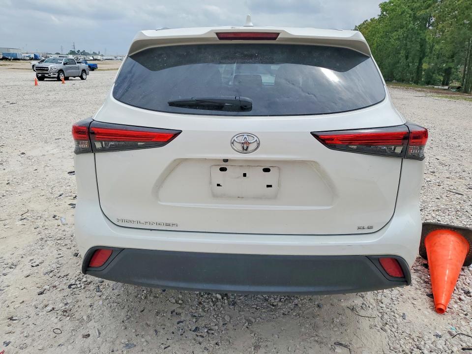 2021 Toyota Highlander VIN 5TDGZRAH9MS043851 COPART salvage auction — FRONT END, Tx - Certificate Of Title, sold $17,700 on 2026-07-07 (photo 6)