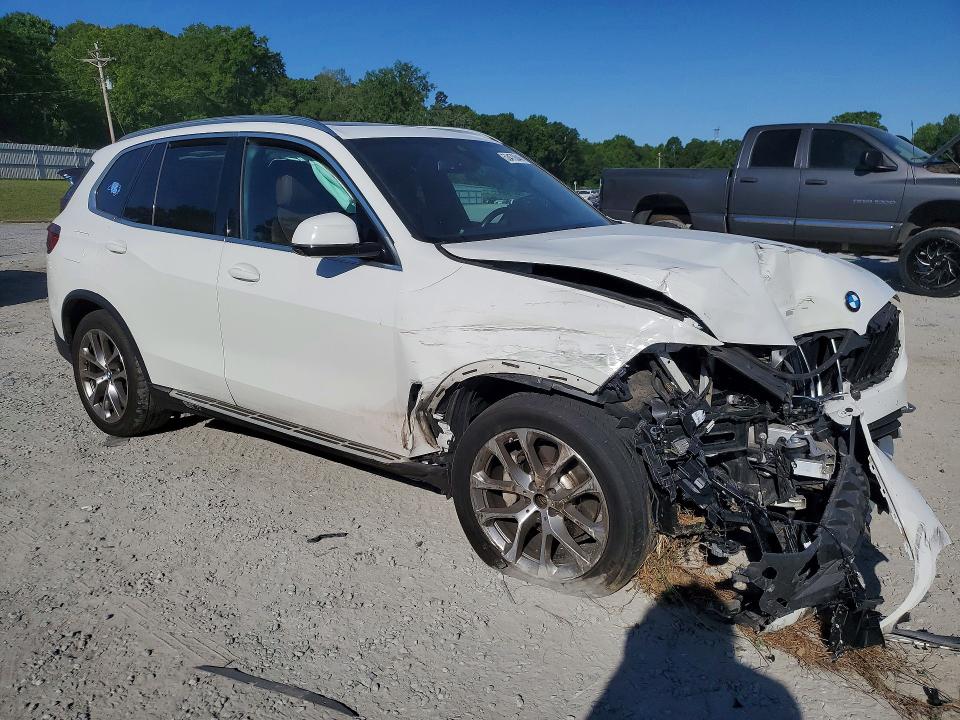 2023 BMW VIN 5UXCR4C08P9P47582 COPART salvage auction — FRONT END, NC - SALVAGE CERTIFICATE OF TITLE, sold $15,400 on 2026-07-08 (photo 4)