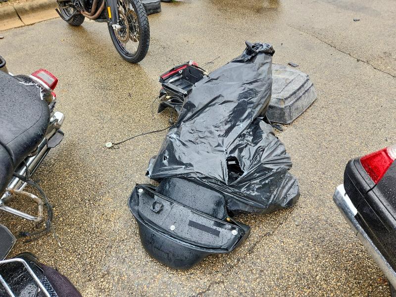 2015 Harley-davidson Flhtk VIN 1HD1KEL13FB690158 COPART salvage auction — ALL OVER, Oh - Cert Of Title-Salvage, sold $1,550 on 2026-07-09 (photo 8)