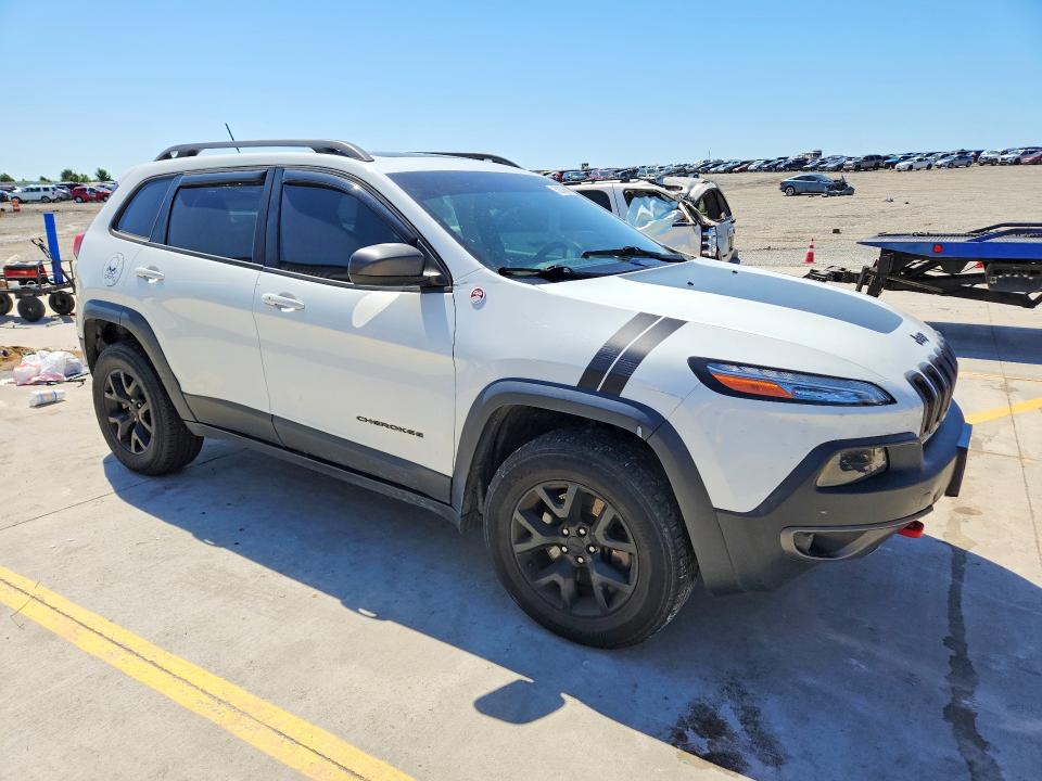 2015 Jeep Cherokee VIN 1C4PJMBS5FW626201 COPART salvage auction — FRONT END, Il - Salvage Certificate, sold $2,450 on 2026-07-09 (photo 4)