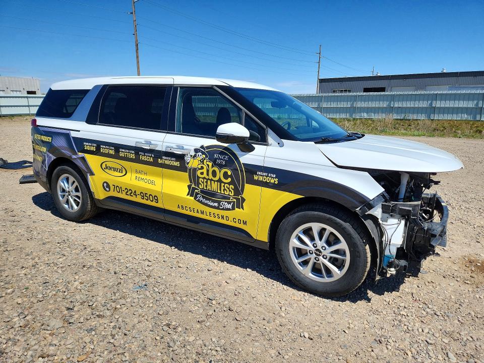 2024 Kia Carnival VIN KNDNB4H33R6393623 COPART salvage auction — FRONT END, Mn - Cert Of Title-Salvage, sold $6,800 on 2026-07-06 (photo 4)