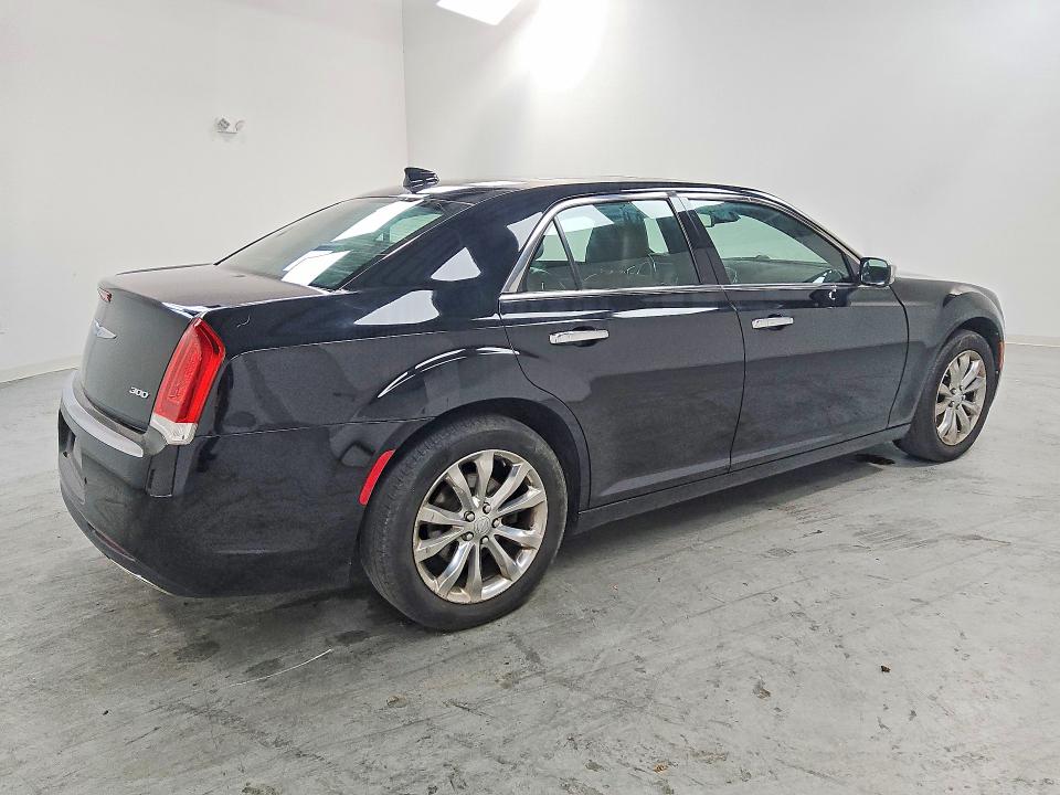 2019 Chrysler 300 VIN 2C3CCAKG2KH556673 COPART salvage auction — FRONT END, In - Certificate Of Title, sold $8,300 on 2026-07-23 (photo 3)