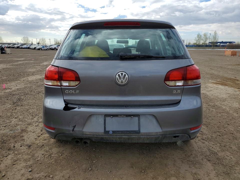 2010 Volkswagen Golf VIN WVWCA7AJ5AW285349 COPART salvage auction — VANDALISM, ON - PERMIT NO BRAND - UNFIT, sold $650 on 2026-08-11 (photo 6)