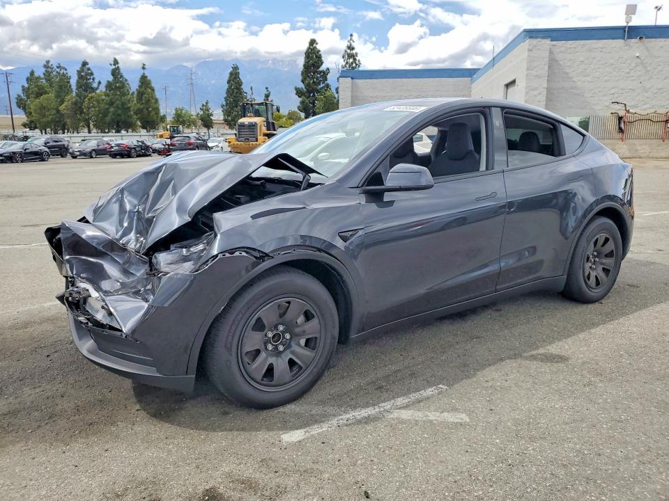 2026 Tesla VIN 7SAYGDED5TA601816 — COPART salvage auction photo