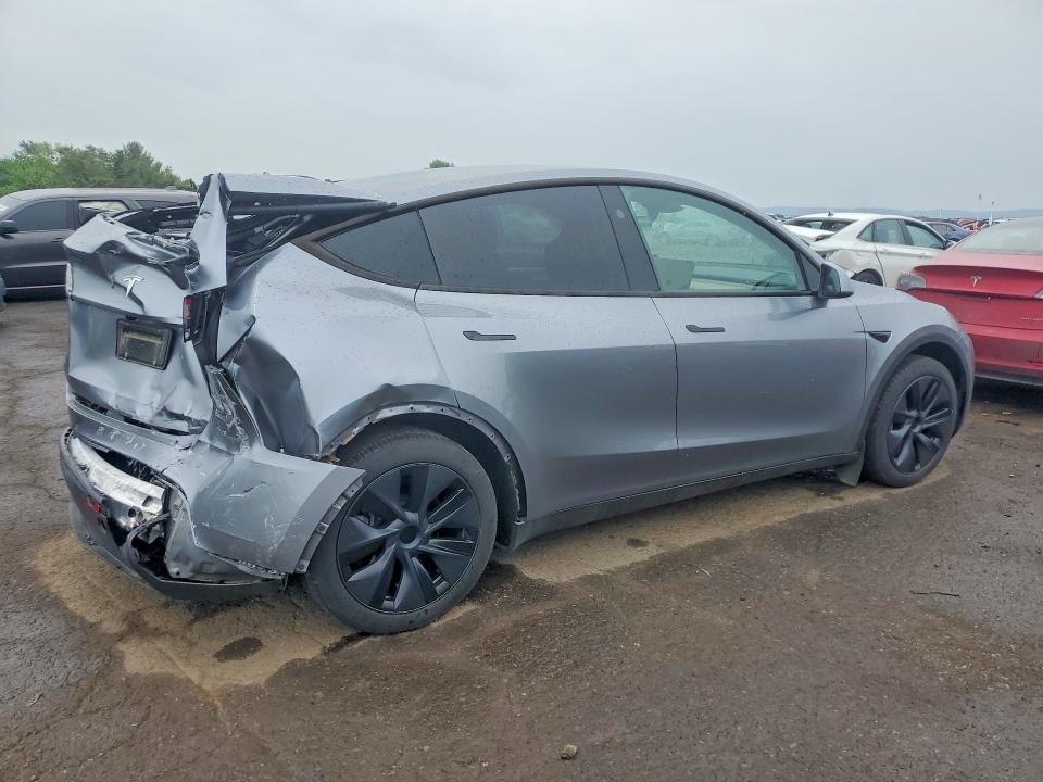 2024 Tesla Model y VIN 7SAYGDED4RA325007 COPART salvage auction — REAR END, Pa - Certificate Of Salvage, sold $9,300 on 2026-07-07 (photo 3)