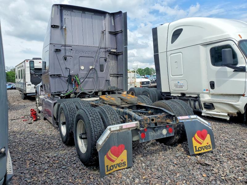 2021 International Lt VIN 3HSDZTZR5MN347547 COPART salvage auction — MINOR DENT/SCRATCHES, KS - CERTIFICATE OF TITLE, sold $16,900 on 2026-07-28 (photo 3)