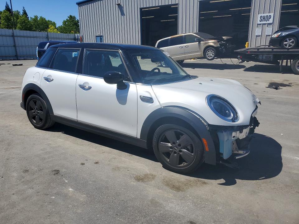 2024 Mini Cooper VIN WMW33DK00R2U69001 COPART salvage auction — FRONT END, Ca - Salvage Certificate, sold $5,950 on 2026-07-28 (photo 4)