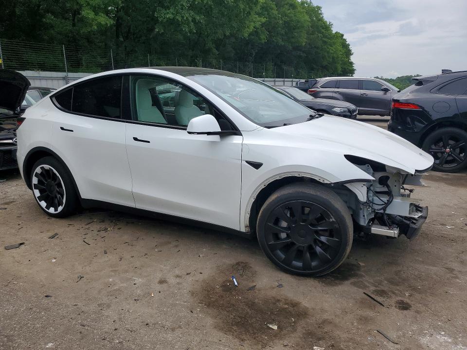 2022 Tesla Model y VIN 7SAYGDEE4NF423315 COPART salvage auction — FRONT END, GA - CERT OF TITLE-SALVAGE, sold $9,200 on 2026-07-10 (photo 4)