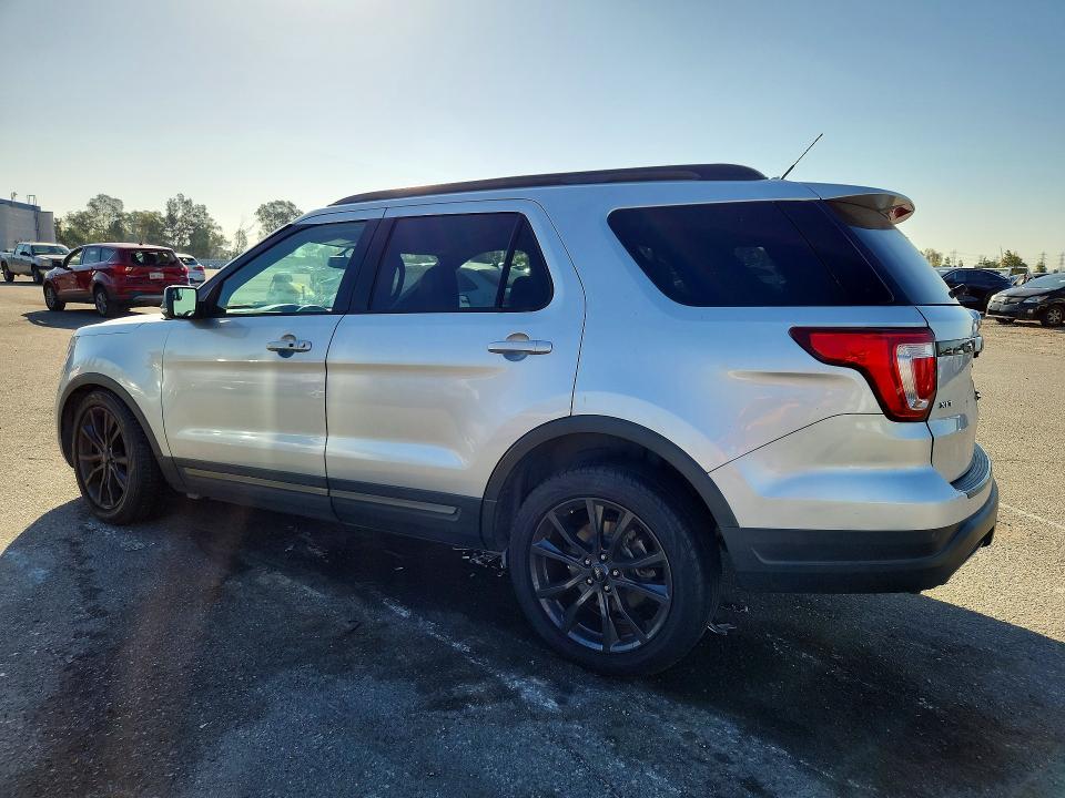 2018 Ford Explorer VIN 1FM5K7D8XJGA55925 COPART salvage auction — UNDERCARRIAGE, CA - SALVAGE CERTIFICATE, sold $925 on 2026-07-30 (photo 2)
